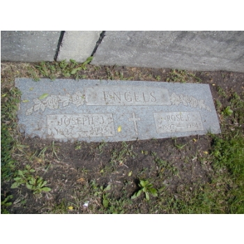 Schneiders_Cemetery 021.JPG